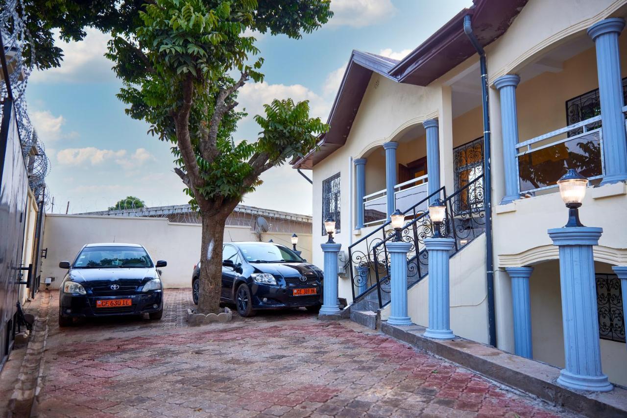 Residence Noumsi Yaoundé Exterior foto